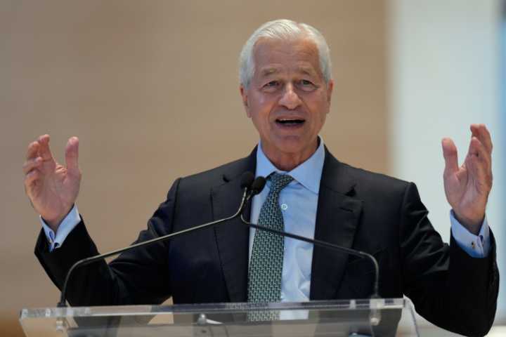 Free Jamie Dimon (and His Employees)
