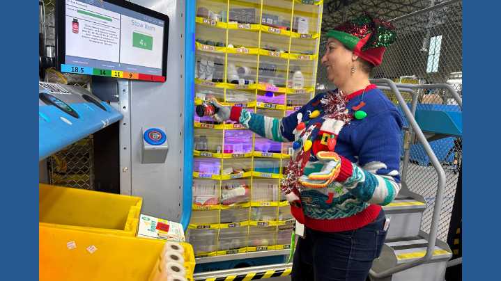 Uncertainty over the economy and tariffs forces many retailers to be cautious on holiday hiring