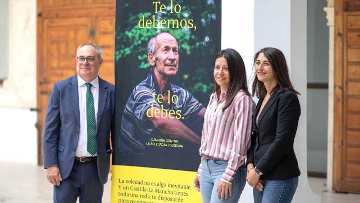 ‘Te lo debemos, te lo debes’: Castilla-La Mancha combate la soledad de los mayores