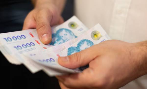 El INDEC informó que los salarios crecieron 3,2% en agosto y se ubicaron por encima de la inflación