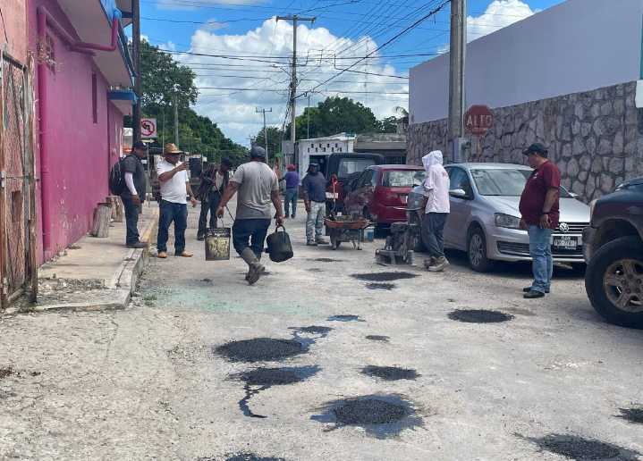 Intensifican labor de bacheo en Tizimín