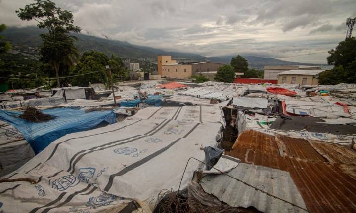 Aumenta la preocupación en los campamentos de desplazados en Haití por el huracán Melissa