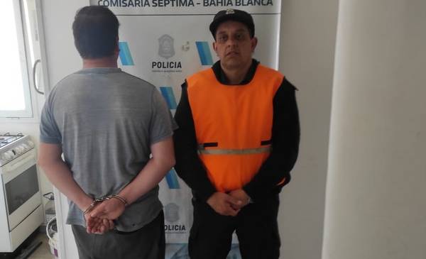 Villa Duprat: le mordió el brazo a su pareja y lo detuvieron