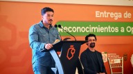 Reconocen a operadores del transporte público en Nuevo León
