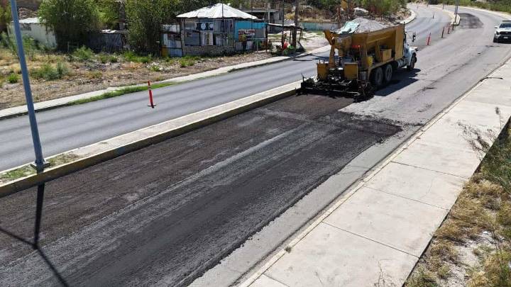 Falla obra vial recién concluida en Ciudad Acuña; empresa deberá rehacer tramos dañados