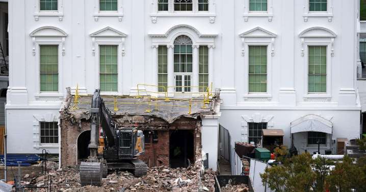 Polls suggest U.S. mainstream isn’t on board with Trump’s White House ballroom