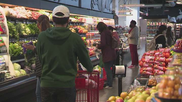 Government shutdown threatens SNAP benefits for Dallas families