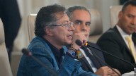 Petro destituye a viceministro de Agua y discute con ministros en transmisión en vivo
