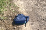 Desalmado chocó a una madre y sus dos hijos y luego se fugó