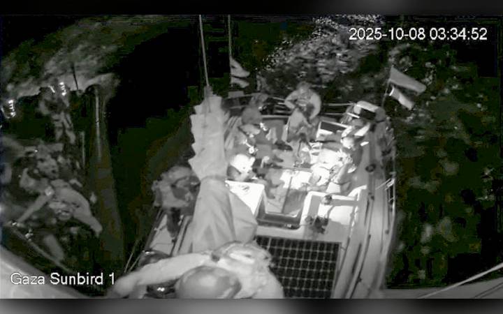 Israel asalta los nueve barcos de la Flotilla de la Libertad en aguas internacionales
