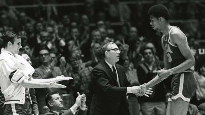 25 of the greatest high school basketball players of all time