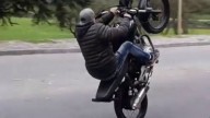 Fuerte reclamo de vecinos de un chico de 6 años atropellado por una moto que hacía Wheelie