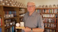 For Canadian ex-major leaguers looking for their baseball cards, a Saskatoon man is their go