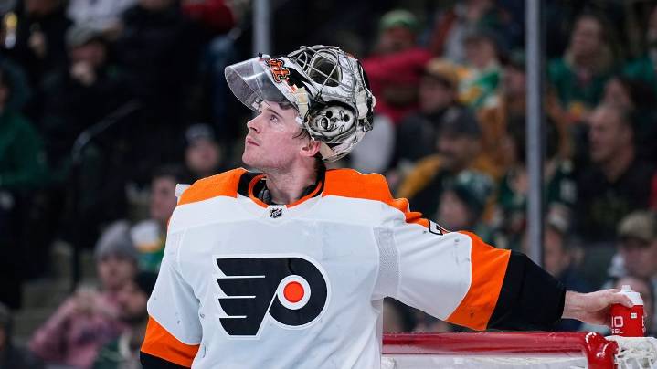 Carter Hart agrees to join the Golden Knights after being acquitted of sexual assault