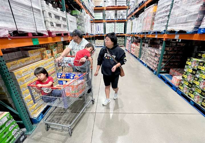 Ramen instead of Reese's? Looming SNAP cuts change what's on offer for Halloween trick