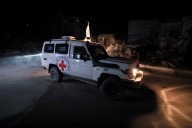 Última hora del conflicto en Oriente Próximo, en directo | Hamás entrega los cuerpos de otros dos rehenes y avisa de que ya ha devuelto todos los cadáveres a los que puede acceder