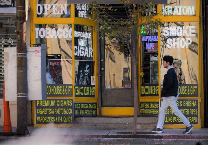 Smoke, vape shop restrictions to be considered by Baltimore City Council