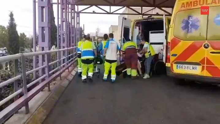 Una mujer sufre quemaduras graves al explotar una bombona de oxígeno en su piso de Móstoles