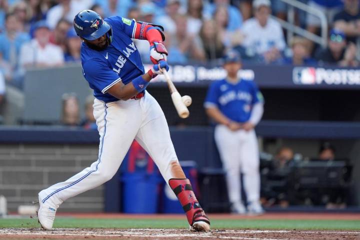 AL Division Series: Blue Jays crush Yankees again, score 13 runs in Game 2 win