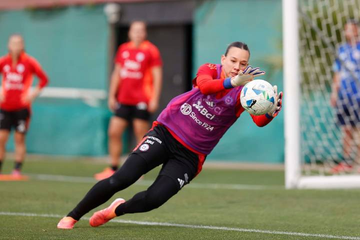 Con el regreso de Tiane Endler, La Roja Femenina inicia las clasificatorias al Mundial 2027: a qué hora juega, dónde y quién transmite por TV