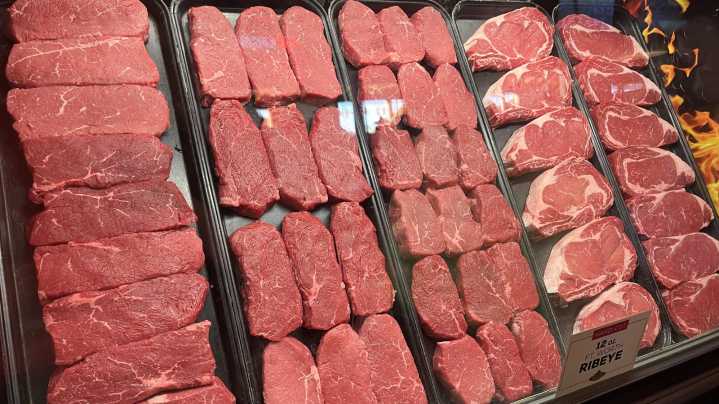 Texas Roadhouse's Best-Selling Steak Is A Cut That Rarely Gets Any Recognition