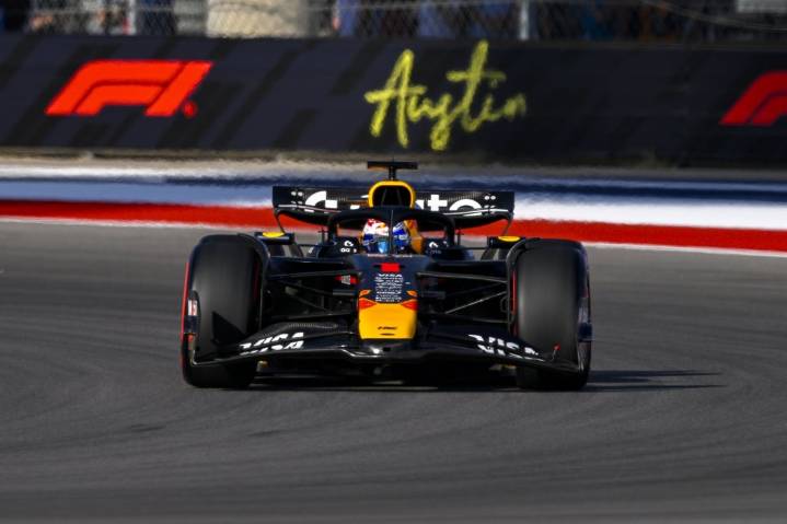 Deadspin | Max Verstappen cruises at F1 U.S. Grand Prix, moves up standings