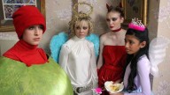 10 pop culture-themed group Halloween costumes