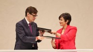La Generalitat y el Gobierno firman la cesión de 13.000 viviendas y 300 suelos de Sepes y Sareb
