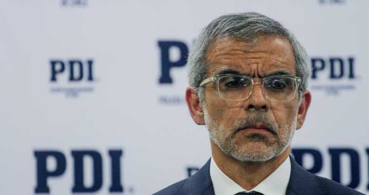 "Una simplificación": Cordero sale al paso de críticas por pensión que recibe hija de Bernarda Vera