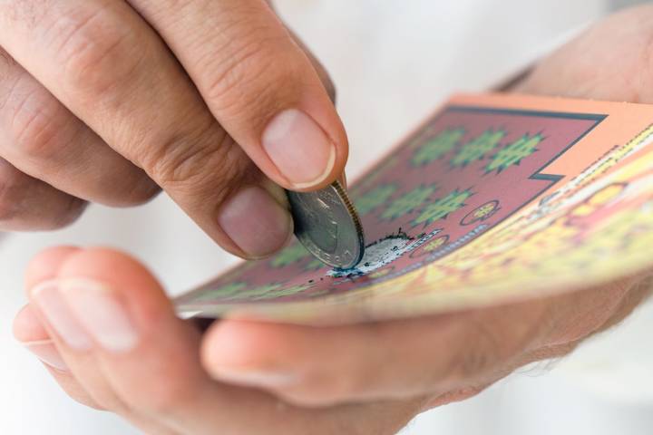 Retired Chicago Man Wins $1 Million in Lottery, Shares How He’ll Spend It
