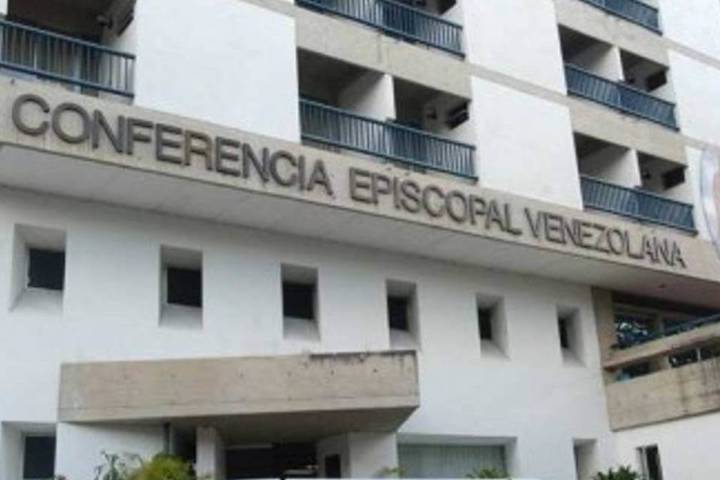 CEV pide “medidas de gracia” para liberar a los presos políticos