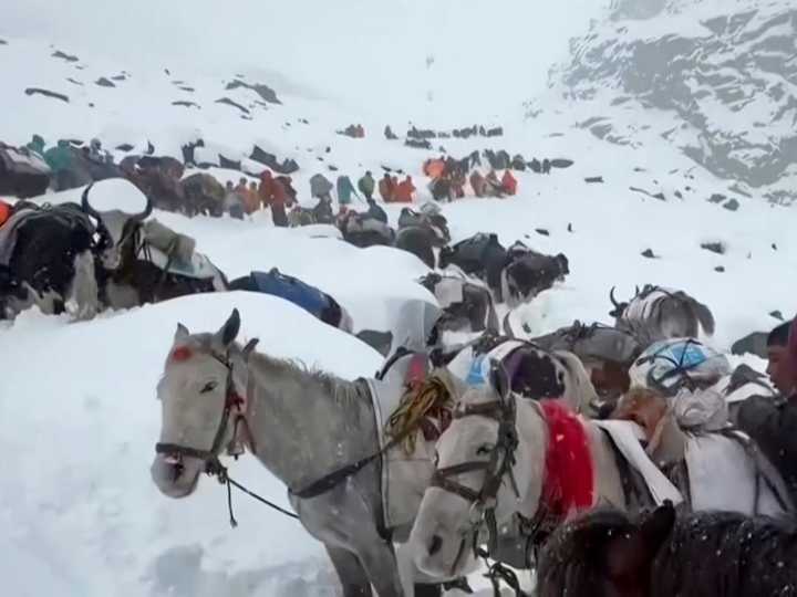 Monte Everest: rescataron a todos los montañistas que habían quedado atrapados a casi 5.000 metros de altura