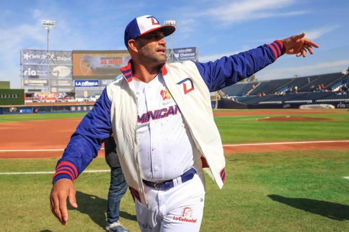 Albert Pujols has interest from Orioles for managerial opening