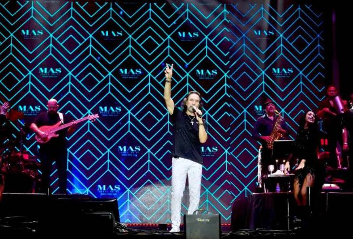 Cabo San Lucas celebra con éxito sus Fiestas Tradicionales 2025 junto a Marco Antonio Solís