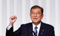 Japan's ruling LDP lawmakers start voting for new leader