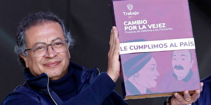 Así reaccionó el país político a la ponencia que pone a tambalear la reforma pensional de Petro: “La volvieron a viciar”