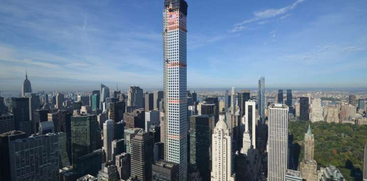 Temor en Nueva York por un lujoso rascacielos de 96 pisos: podría causar una "lluvia de concreto"