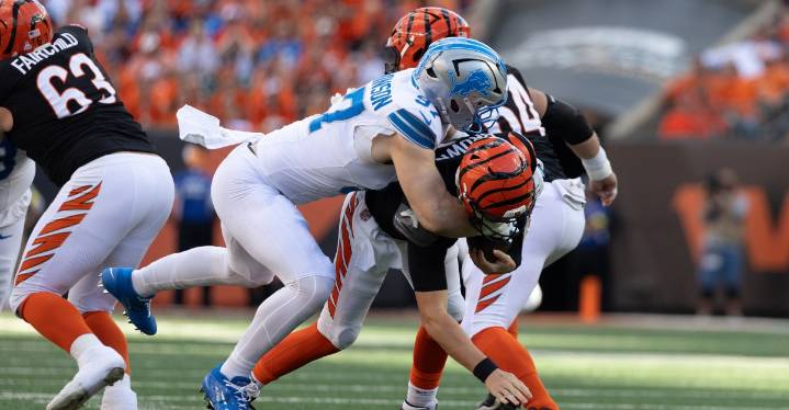 Notes: Aidan Hutchinson ranked No. 1 pass rusher ahead of Week 7