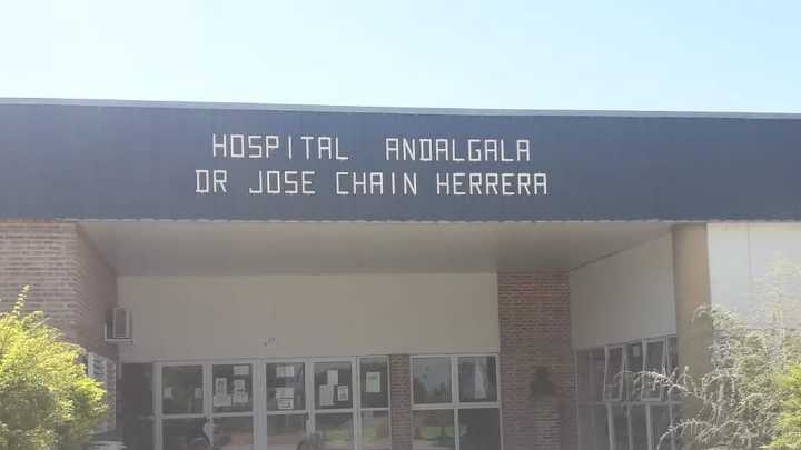 Vuelco en Ruta 48: tres personas fueron asistidas en el hospital zonal