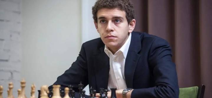Fallece Daniel Naroditsky el gran maestro de ajedrez a sus 29 años de edad