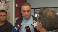 Adorni, tras ser cuestionado por un votante: “No se puede hablar, es un inadaptado”