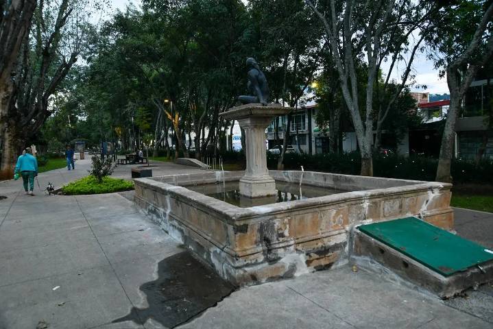 Reparación de fuente en Boulevard García de León fue deficiente, señalan vecinos