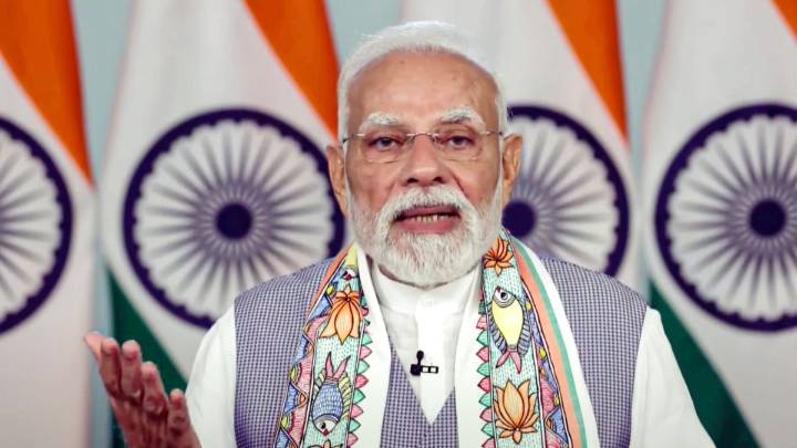 PM Modi pays homage to Gandhi, Shastri on birth anniversary