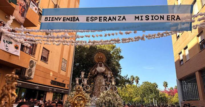 ¡Viva la Madre de los que se fueron de Triana!