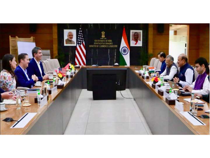 Sergio Gor meets Commerce Secretary amid negotiations on trade
