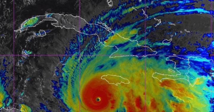 Huracán Melissa alcanza vientos de 175 mph en ruta hacia Jamaica