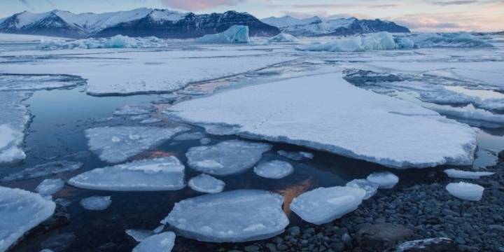 Las bacterias “imposibles” descubiertas bajo el hielo del Ártico podrían cambiar lo que se sabe sobre el clima global