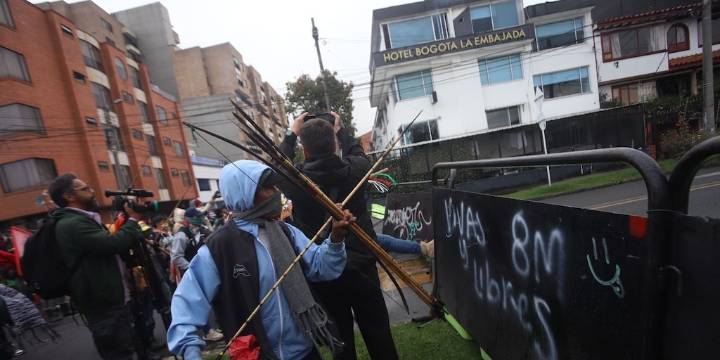 Así se llevó a cabo el presunto plan de encapuchados para atacar de manera violenta la embajada de Estados Unidos en Bogotá