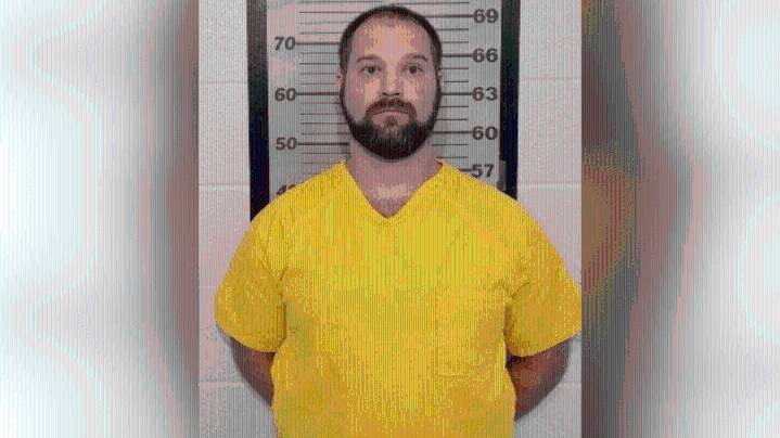 Massage therapist accused of inappropriately touching woman during session