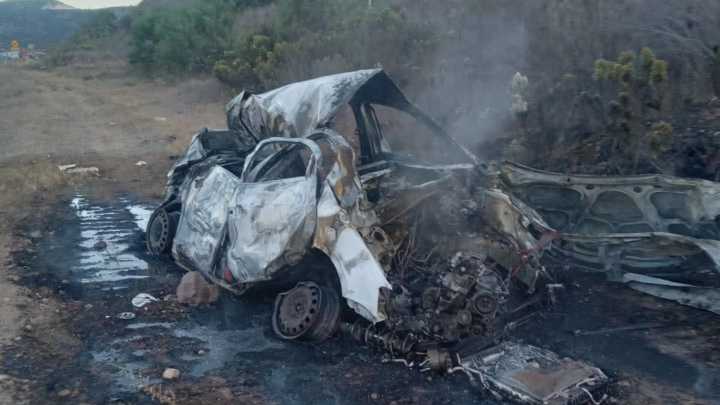 Accidente Vehicular en Libramiento de Ensenada Deja a Conductora Herida